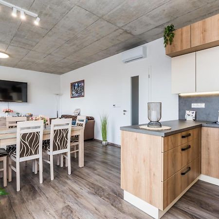 Perla Hradce 401 Apartment Hradec Kralove Luaran gambar