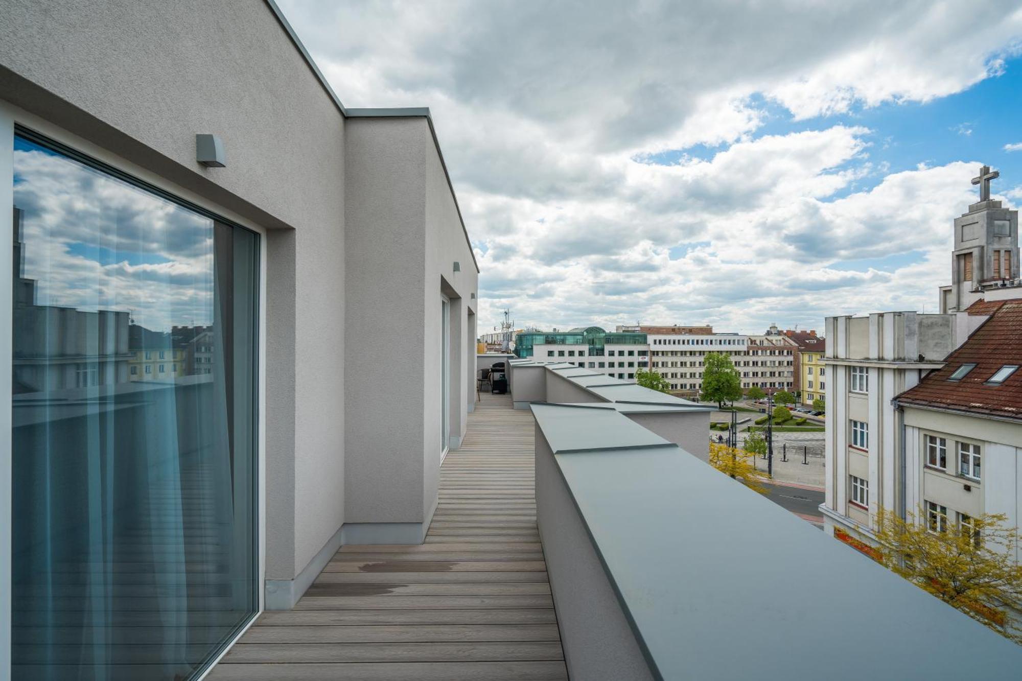 Perla Hradce 401 Apartment Hradec Kralove Luaran gambar